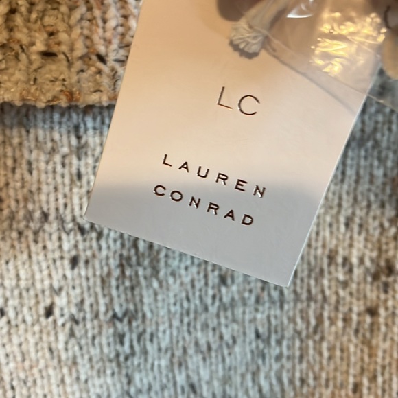 Lauren Conrad brand new sweater cowl neck or off the shoulder - Picture 2 of 3